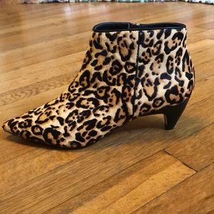 SPLENDID Dante ankle boot leopard calf hair sz 7.5